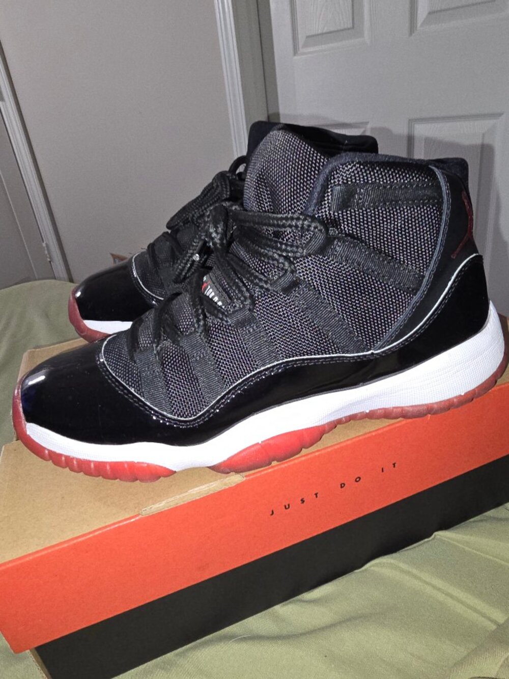 Jordan Retro Bred 11